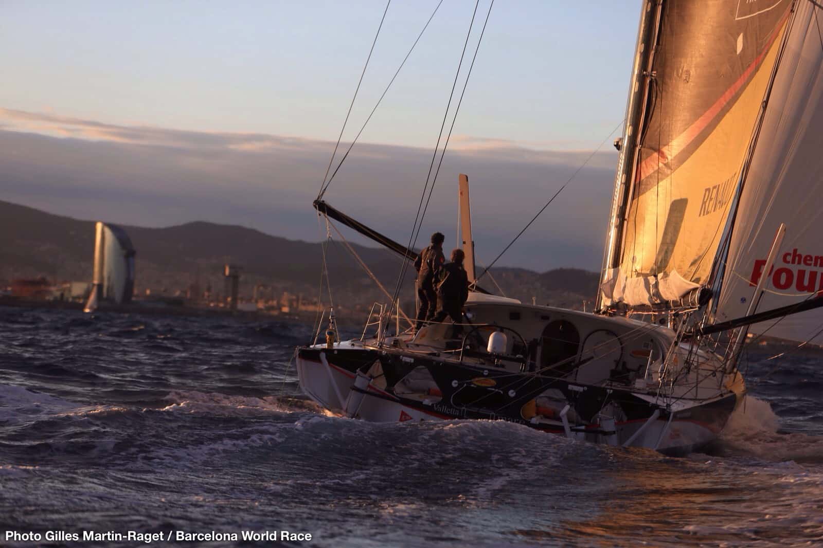 bernard-stamm-and-jean-le-cam-are-winners-of-the-barcelona-world-race-2014-2015-on-board-cheminees-poujoulat