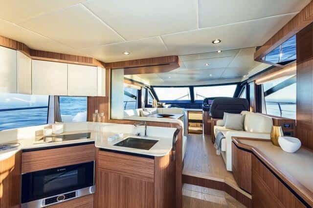 Interior Absolute 50 Fly