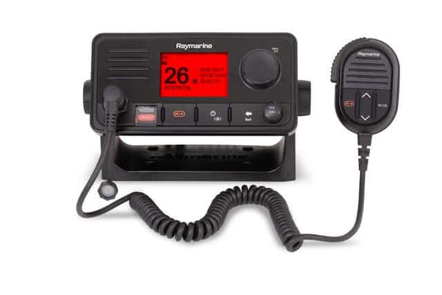 Radio VHF multifunción Ray73 con GPS, AIS y salida de altavoz
