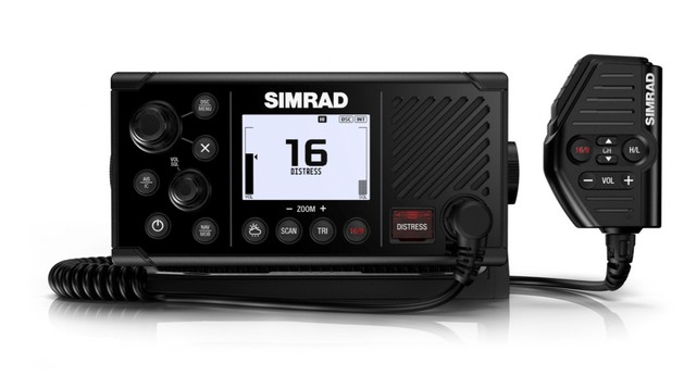 Simrad VHF RS35.