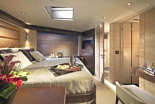 80SY_Fwd_VIP_Stateroom