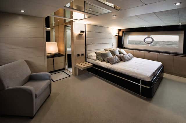 80SY_Owners_Stateroom