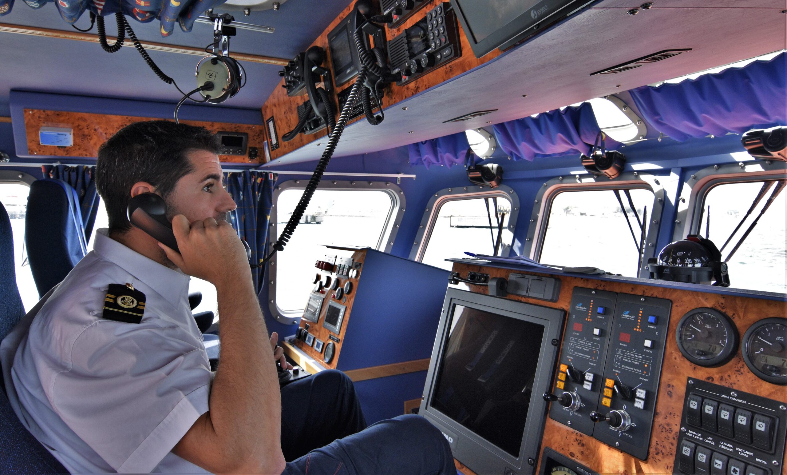 Salvamento Marítimo informa sobre el cambio de canales de trabajo VHF de varias estaciones costeras