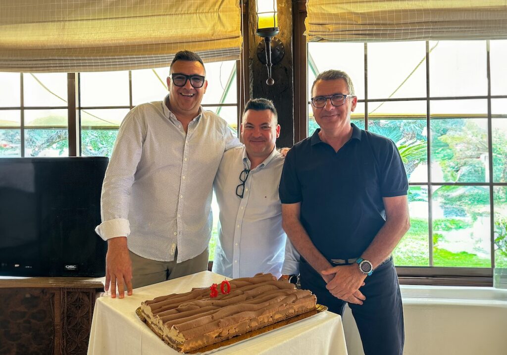 Hermanos Guasch celebra 30 años de éxitos