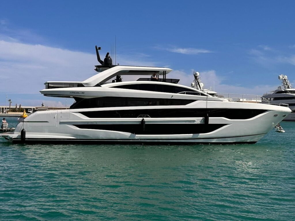 Pearl Yachts: Nuevo Pearl 82