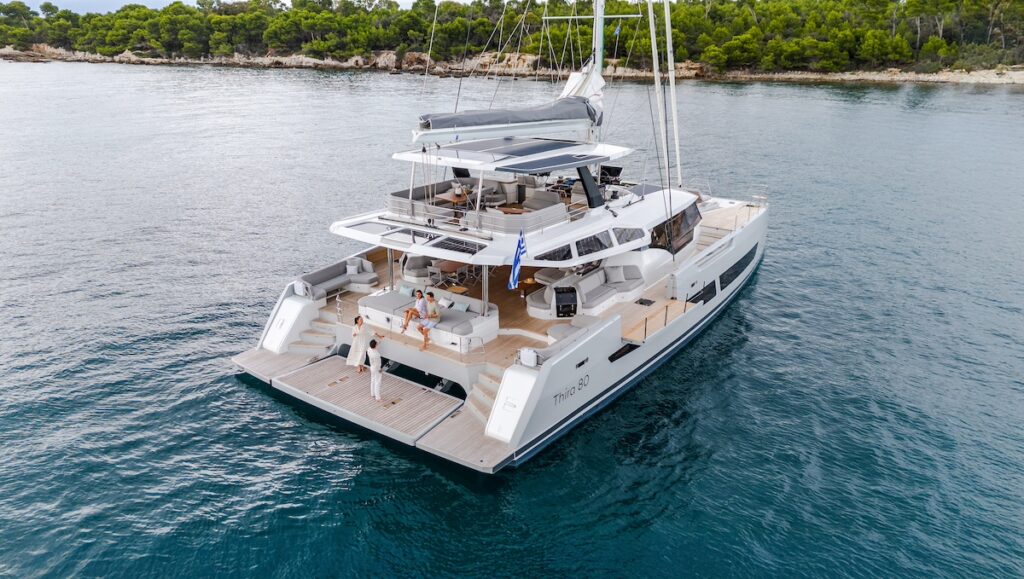 Fountaine Pajot Thíra 80