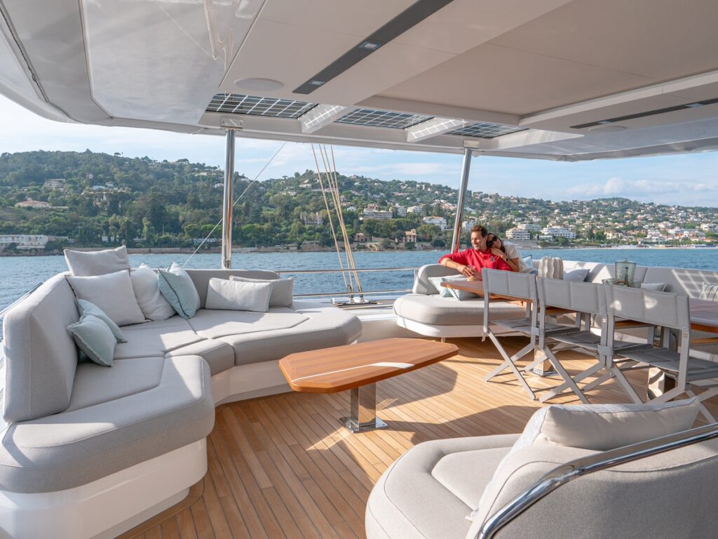 Fountaine Pajot Thíra 80